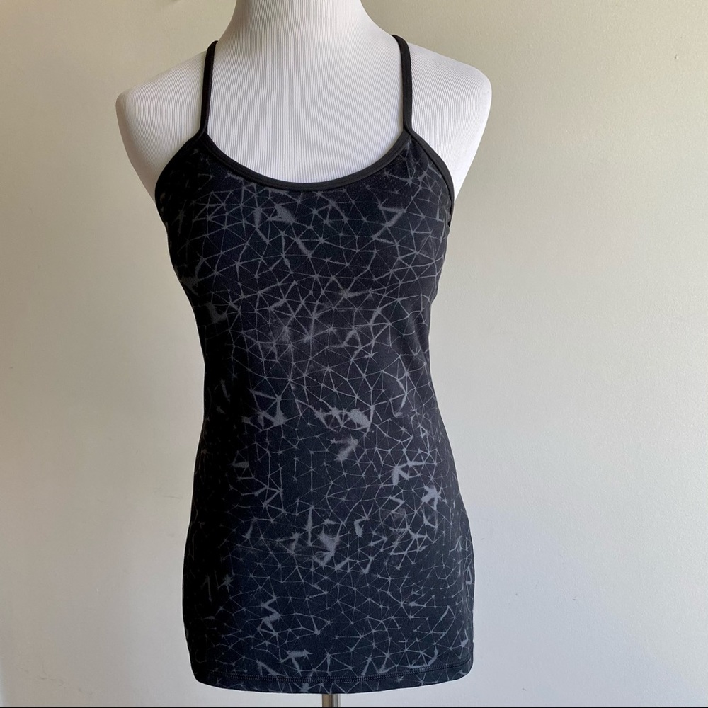 💫 STARCRUSHED print Lululemon Power Y tank!  - black - size 6